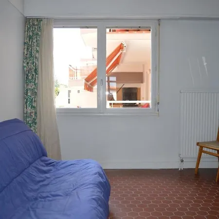 Sc710-129d Au Port Vue St Cyprien