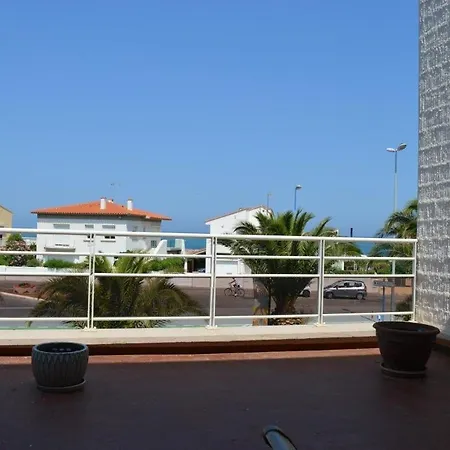 Sc710-129d Au Port Vue St Cyprien